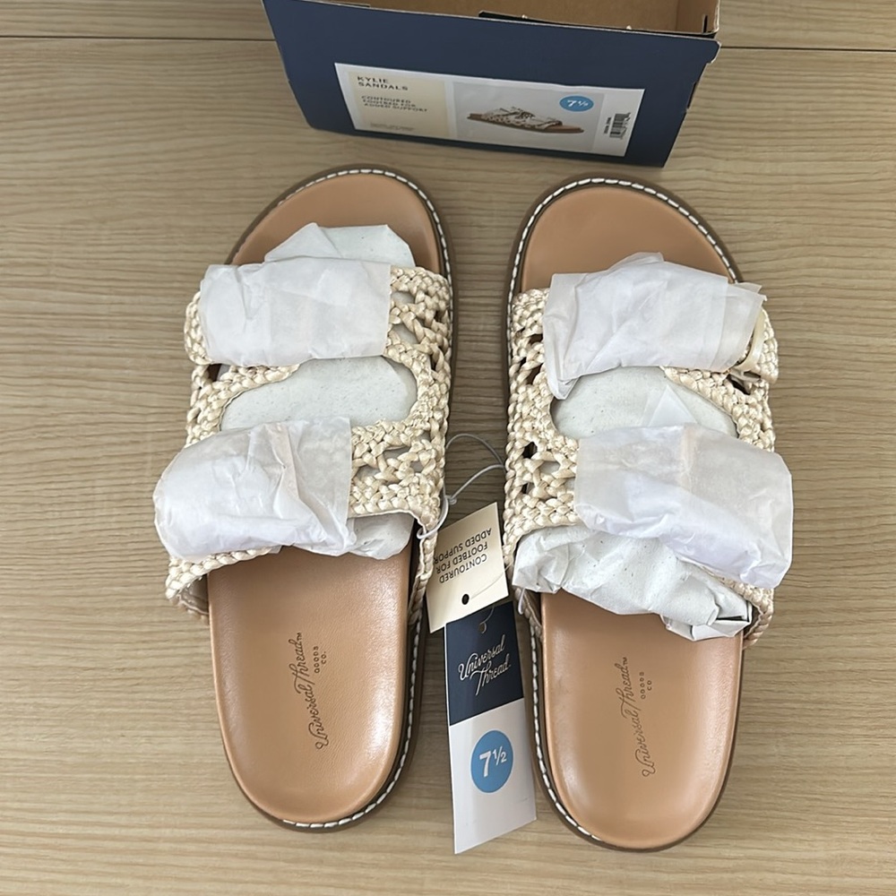 Universal Thread Off White Kylie Woven Sandals 7.5 - Picture 7 of 9